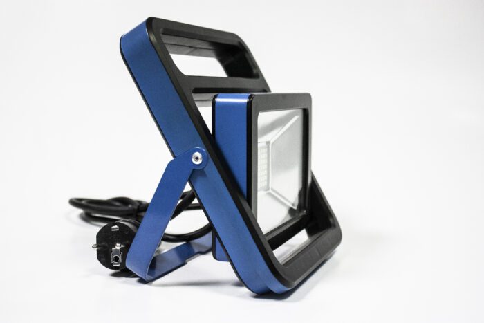 Projecteur de chantier compact 20W - filaire – Image 2